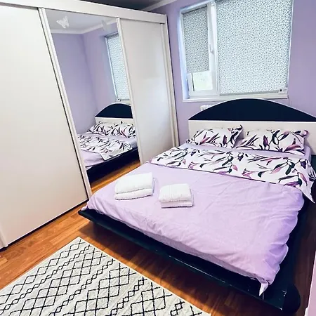 Daniela'S Rooms Hunedoara Exterior photo